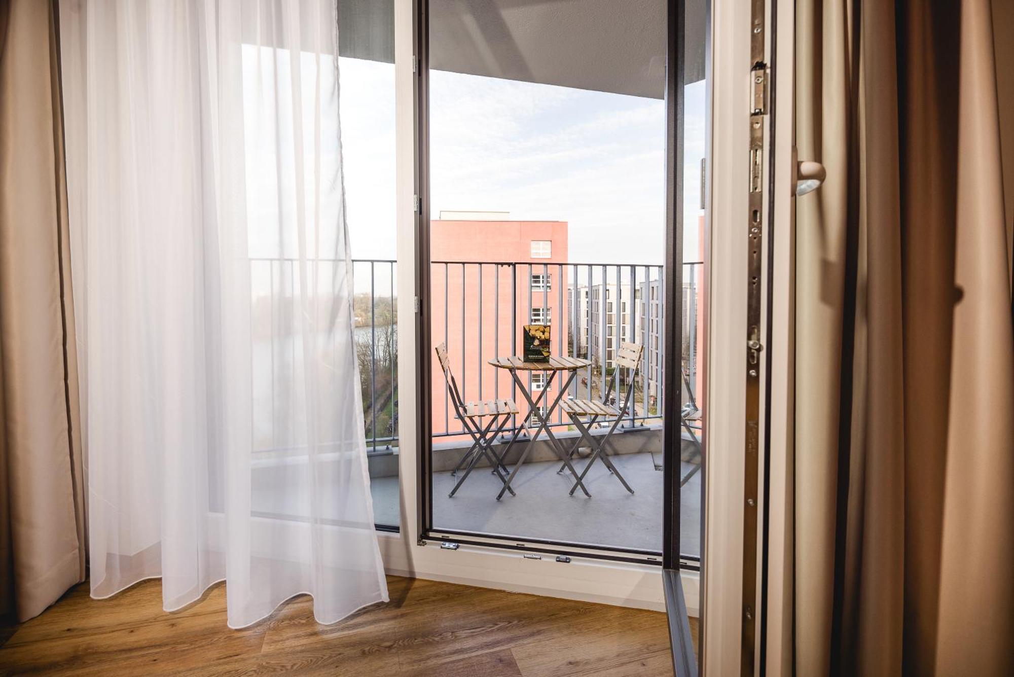 Rioca Hafeninsel Posto 8 Aparthotel Offenbach am Main Luaran gambar
