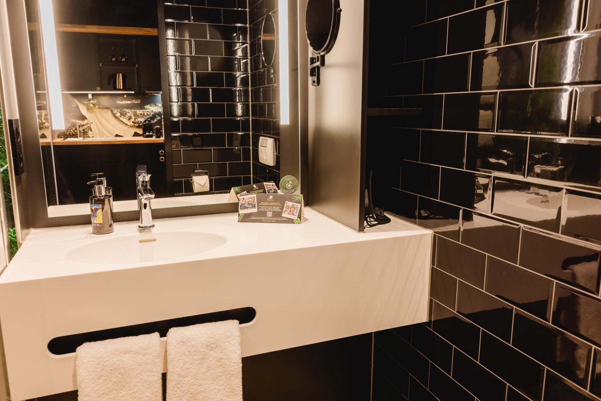 Rioca Hafeninsel Posto 8 Aparthotel Offenbach am Main Luaran gambar